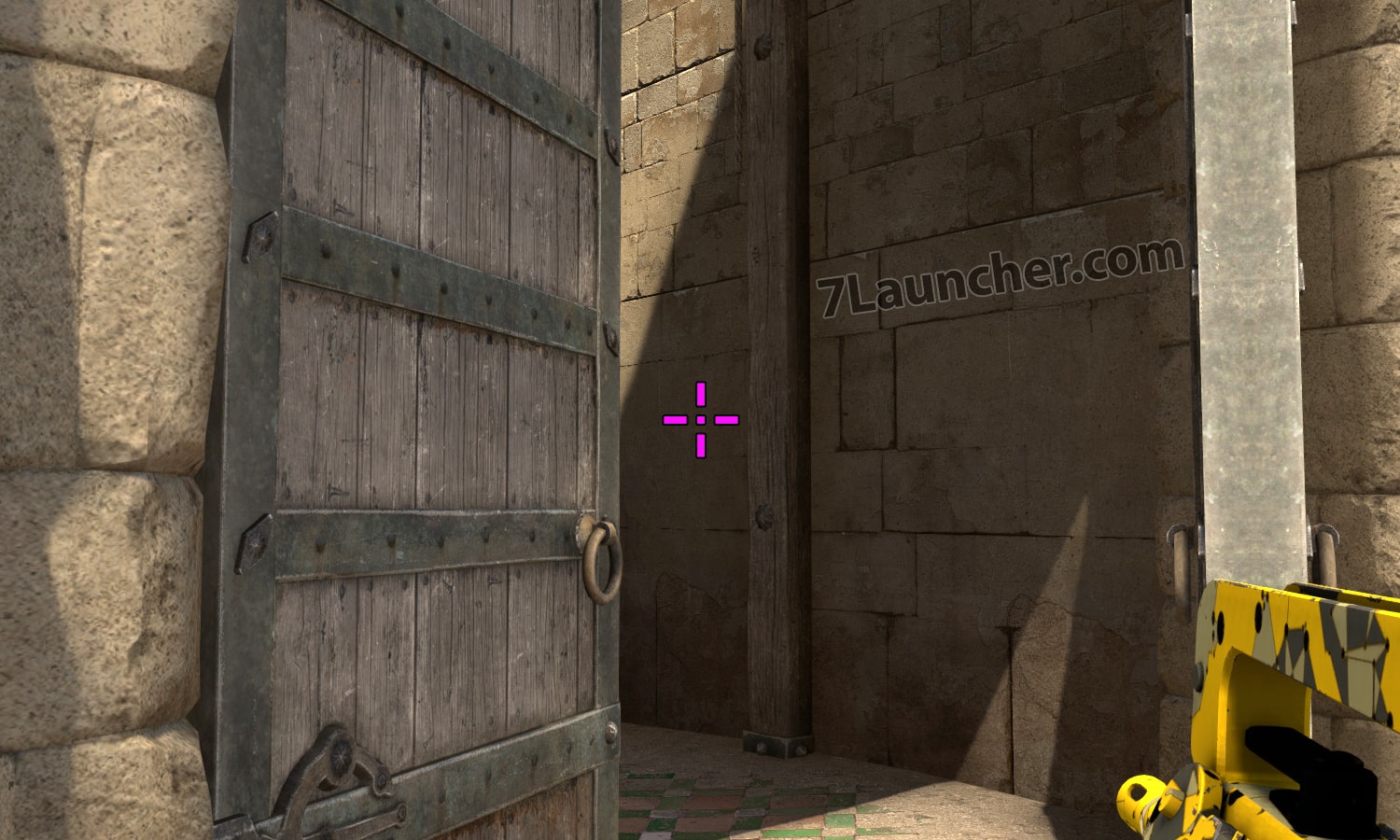 The pink crosshair in CS:GO