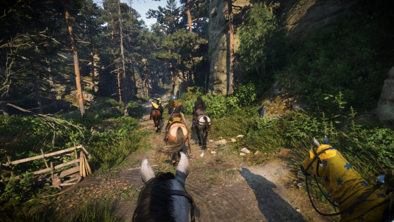 Travelling on horseback through a forest in Kingdom Come: Deliverance II
